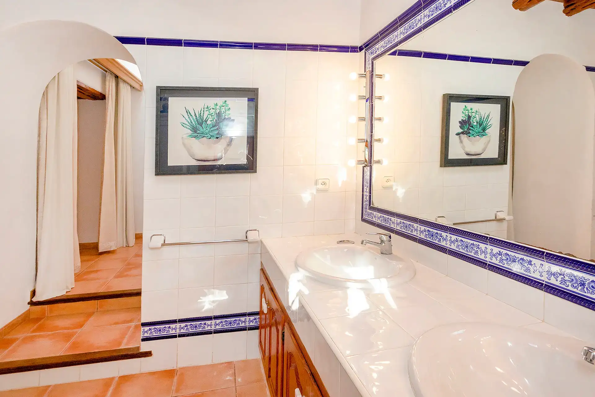 Villa Can Xumeu, Santa Eulalia, Ibiza — Photo 21